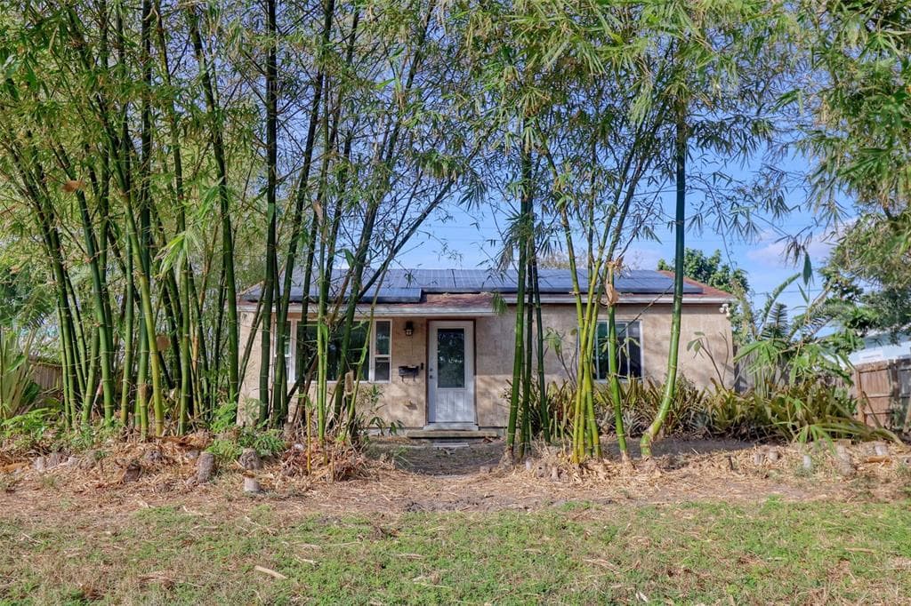 2255 15TH AVENUE N ST PETERSBURG, FL 33713