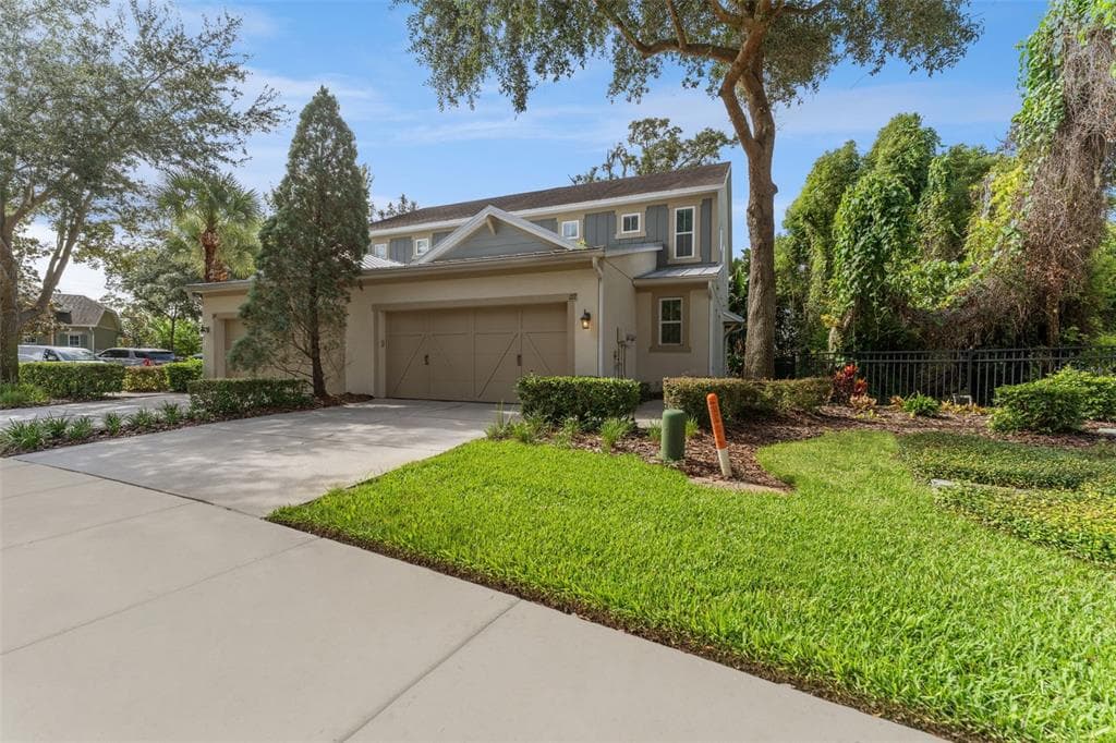 122 GRANDE VILLA DRIVE LUTZ, FL 33548