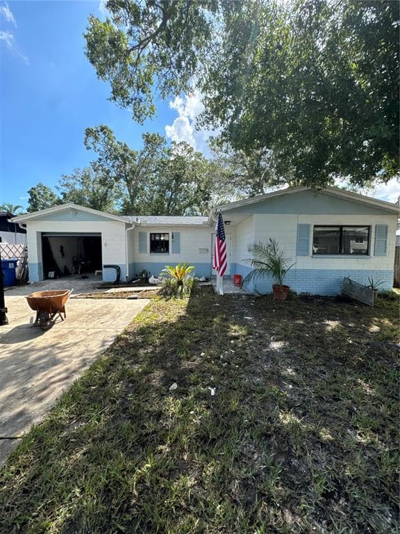 300 84TH AVENUE NE ST PETERSBURG, FL 33702