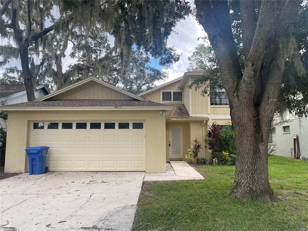2550 WRENCREST CIRCLE VALRICO, FL 33596