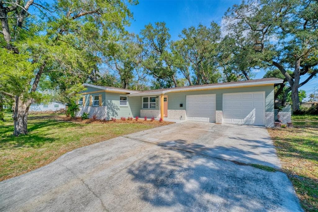 594 59TH STREET S ST PETERSBURG, FL 33707
