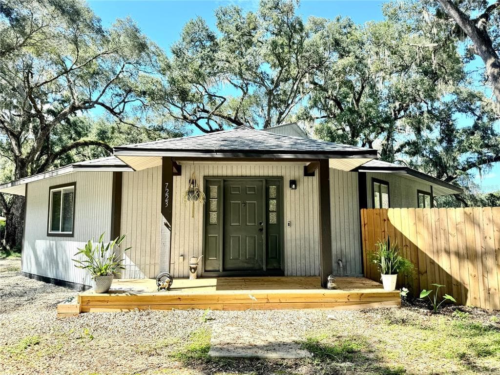 7223 E MANCHESTER COURT FLORAL CITY, FL 34436