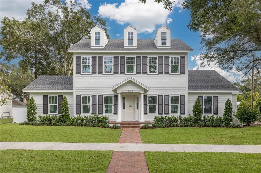 1425 48TH AVENUE N ST PETERSBURG, FL 33703