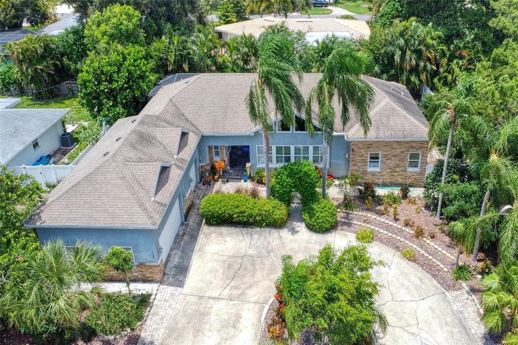 120 PALMETTO LANE LARGO, FL 33770