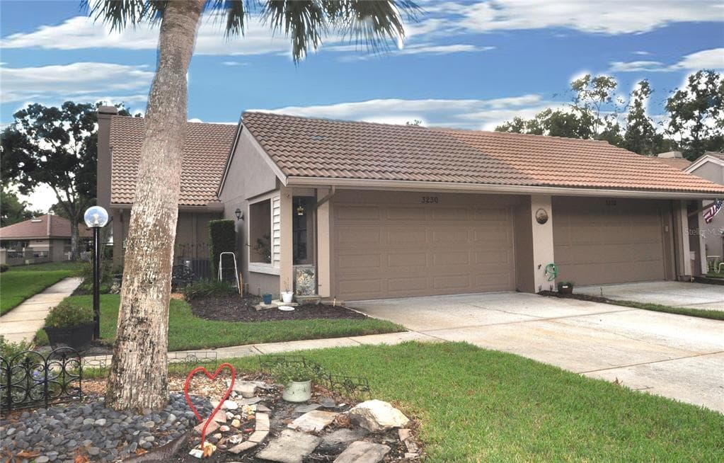 3230 JADEMOOR CIRCLE PALM HARBOR, FL 34685