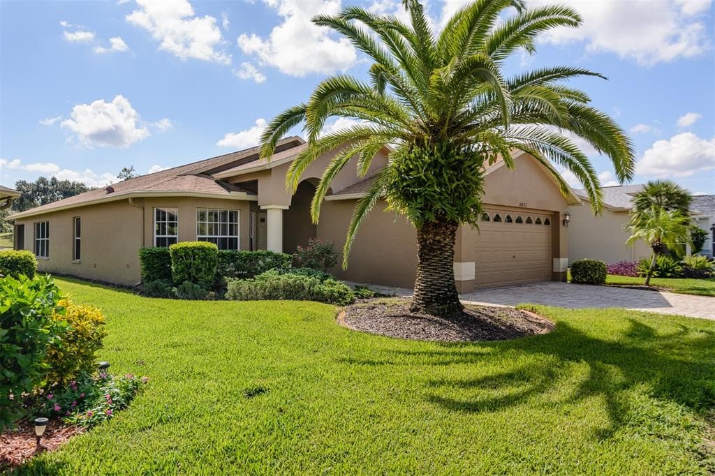 18522 FAIRWAY GREEN DRIVE HUDSON, FL 34667