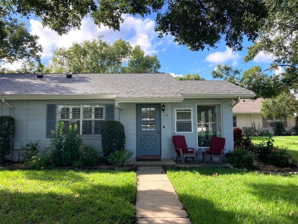 1902 DANDRIDGE STREET UNIT 12 SUN CITY CENTER, FL 33573