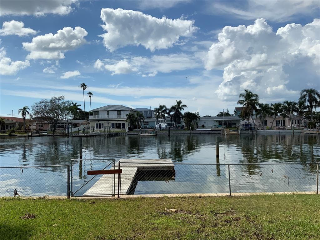 540 JOHNS PASS AVENUE MADEIRA BEACH, FL 33708