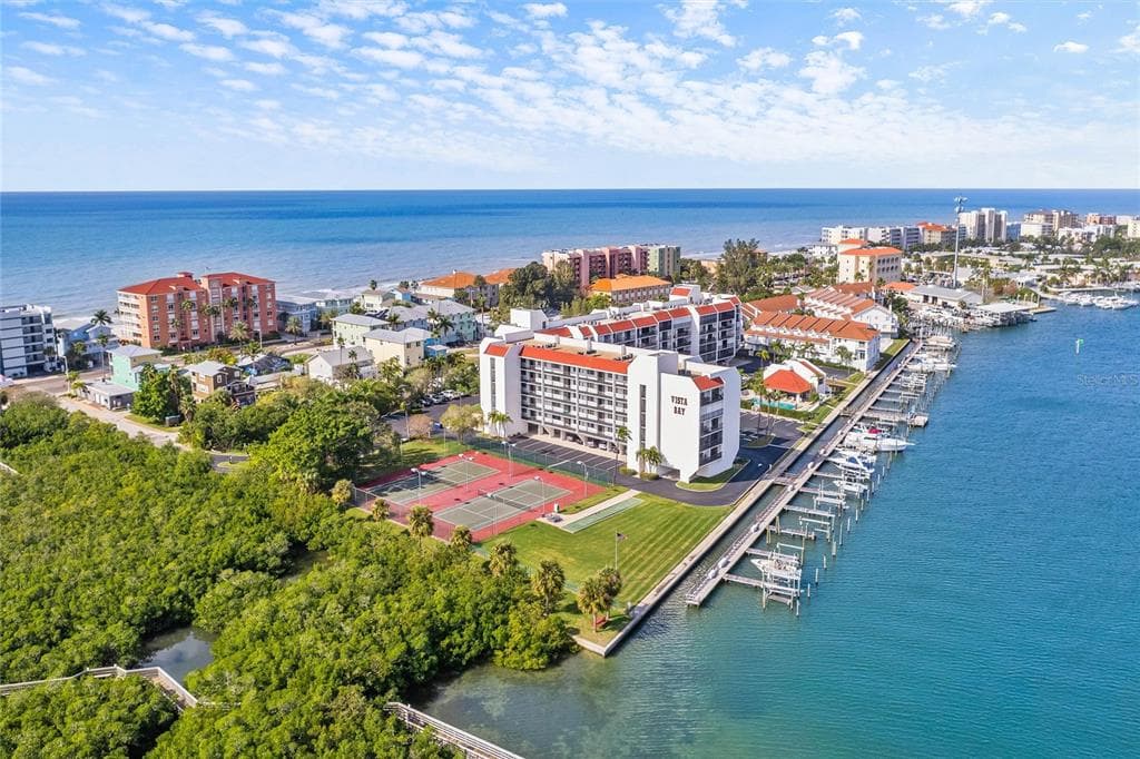 19111 VISTA BAY DRIVE UNIT 212 INDIAN SHORES, FL 33785
