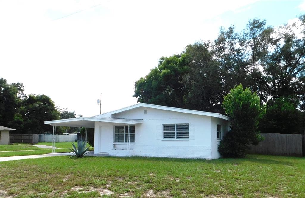 5904 ELM STREET NEW PORT RICHEY, FL 34652