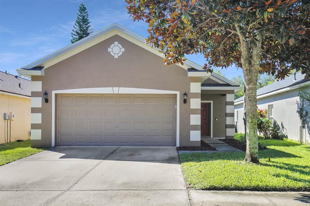 6165 SKYLARKCREST DRIVE LITHIA, FL 33547