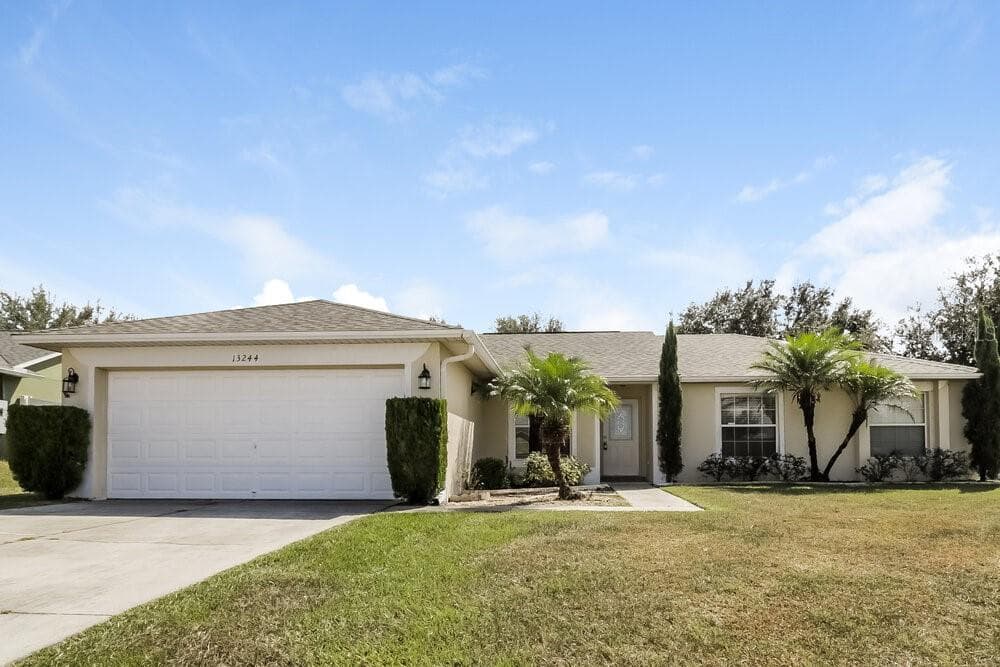 13244 PINYON DRIVE CLERMONT, FL 34711