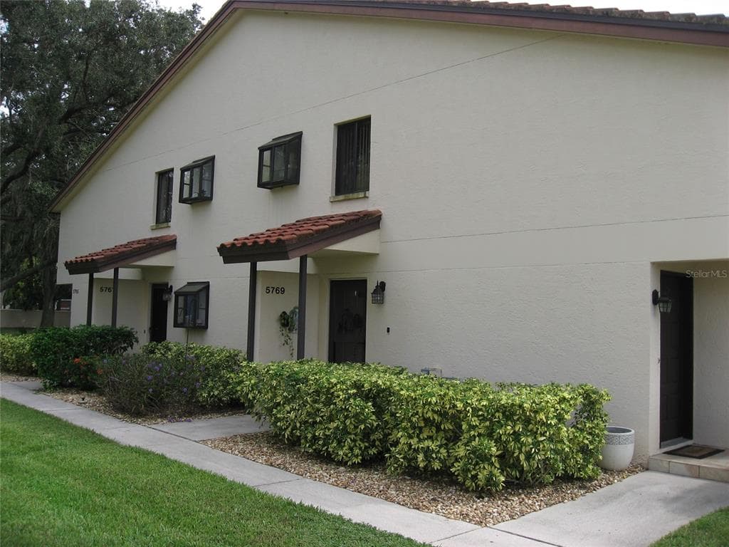 5769 GARDENS DRIVE SARASOTA, FL 34243