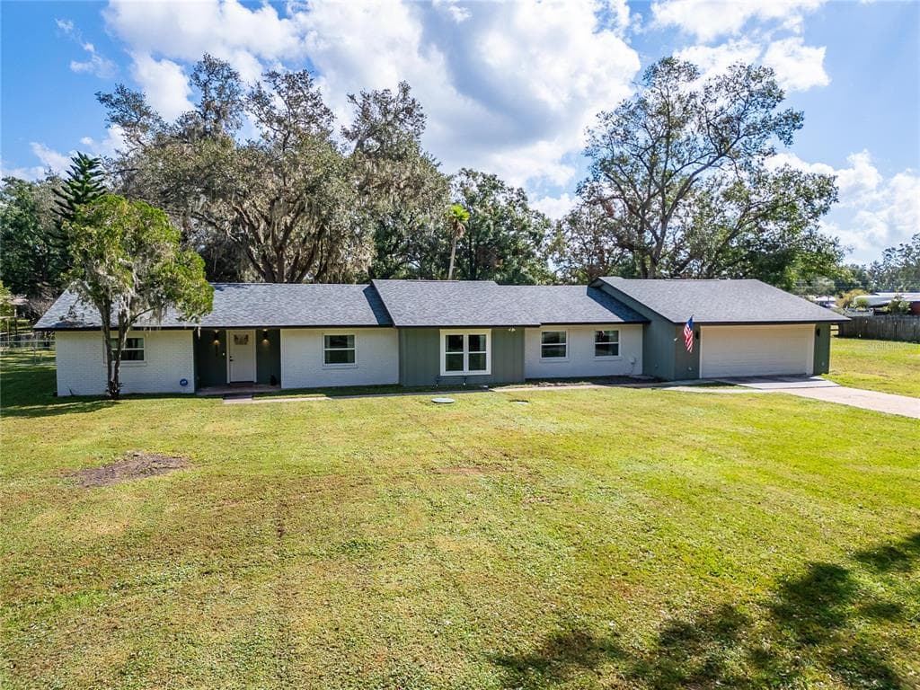 6319 CHAROLAIS DRIVE LAKELAND, FL 33810