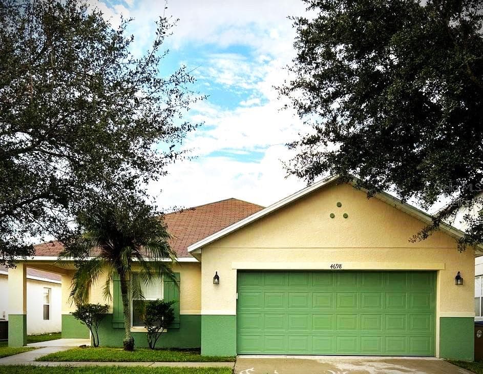 4698 ROSS LANIER LANE KISSIMMEE, FL 34758
