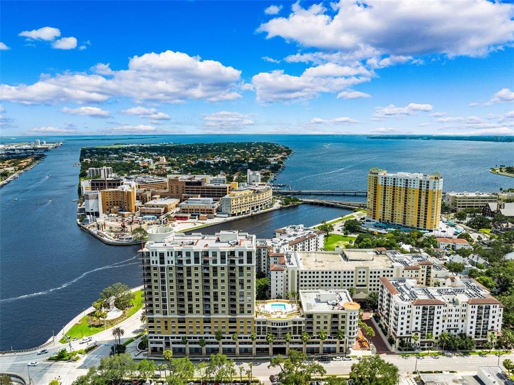 275 BAYSHORE BOULEVARD UNIT 1106