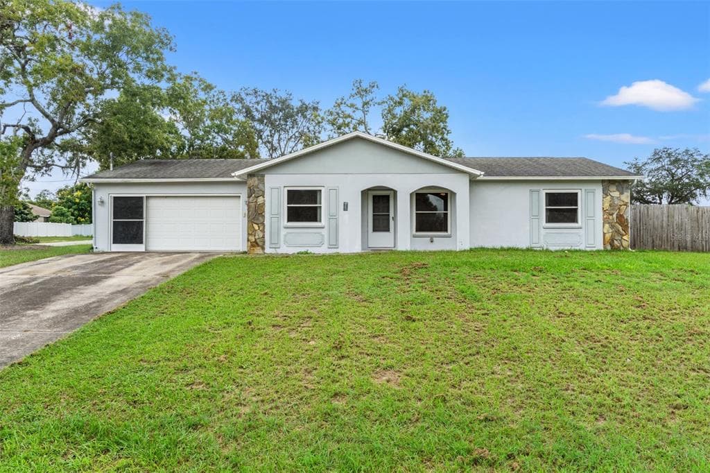9009 BEACH ROAD SPRING HILL, FL 34606