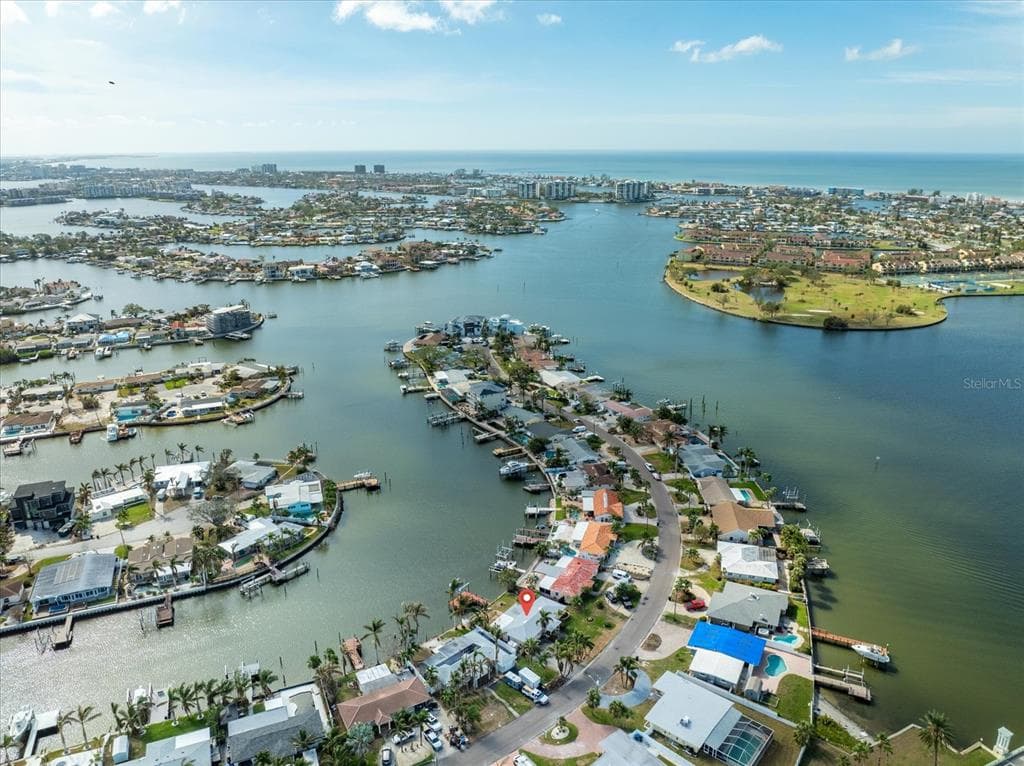 8032 CAUSEWAY BOULEVARD S ST PETERSBURG, FL 33707