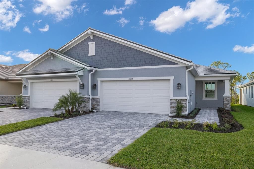 11235 BOUNDLESS TERRACE VENICE, FL 34293