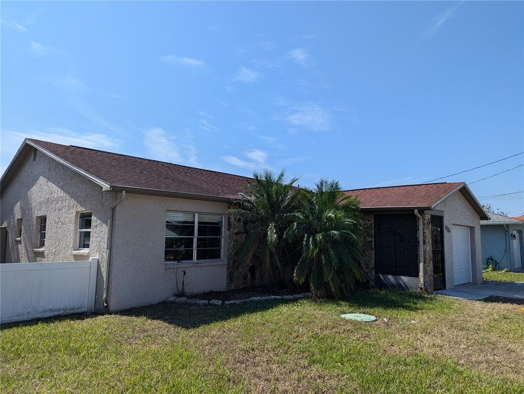 7406 HATTERAS DRIVE HUDSON, FL 34667