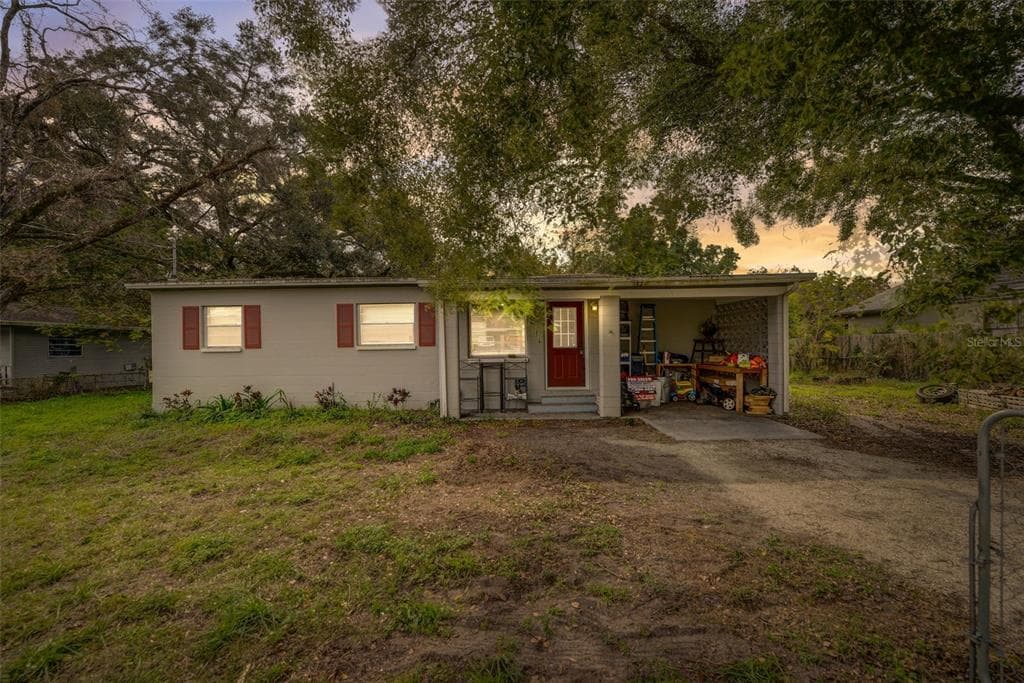 2111 E NEDRO ROAD TAMPA, FL 33604