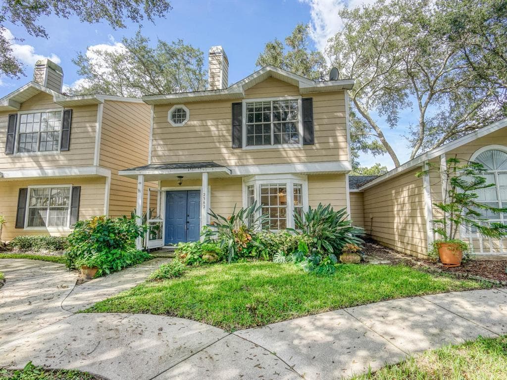 2382 HOUNDS TRAIL PALM HARBOR, FL 34683