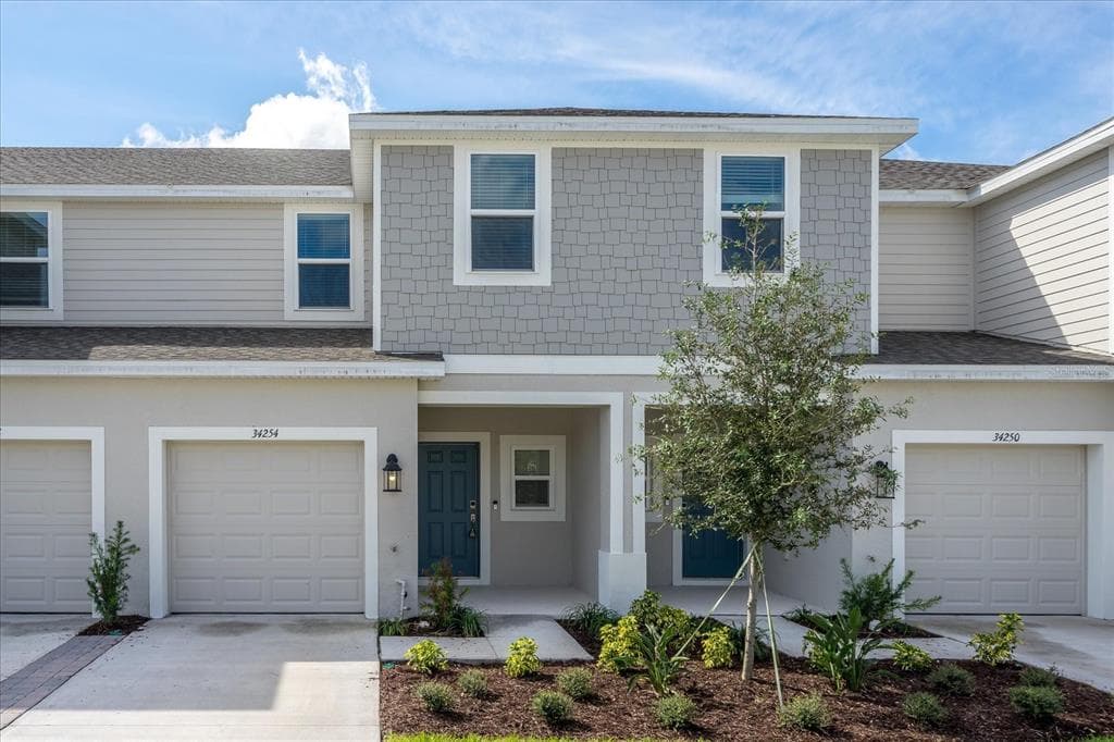 34254 POLACCA LANE WESLEY CHAPEL, FL 33543