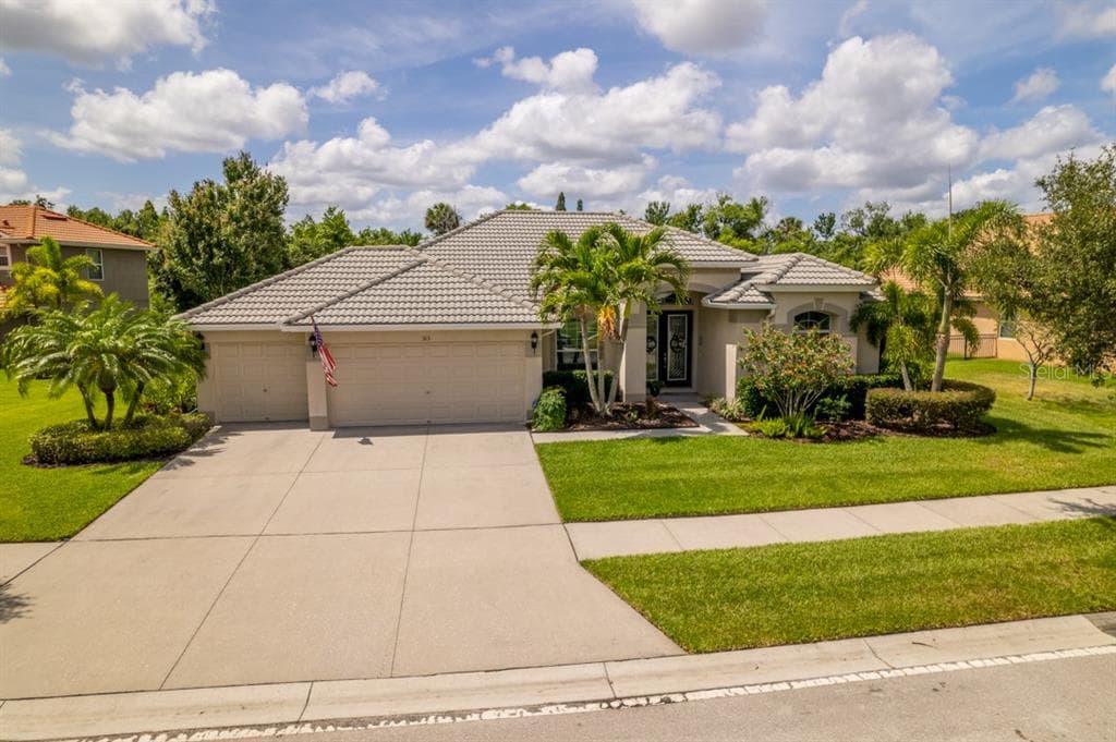 313 ROYAL BONNET DRIVE APOLLO BEACH, FL 33572