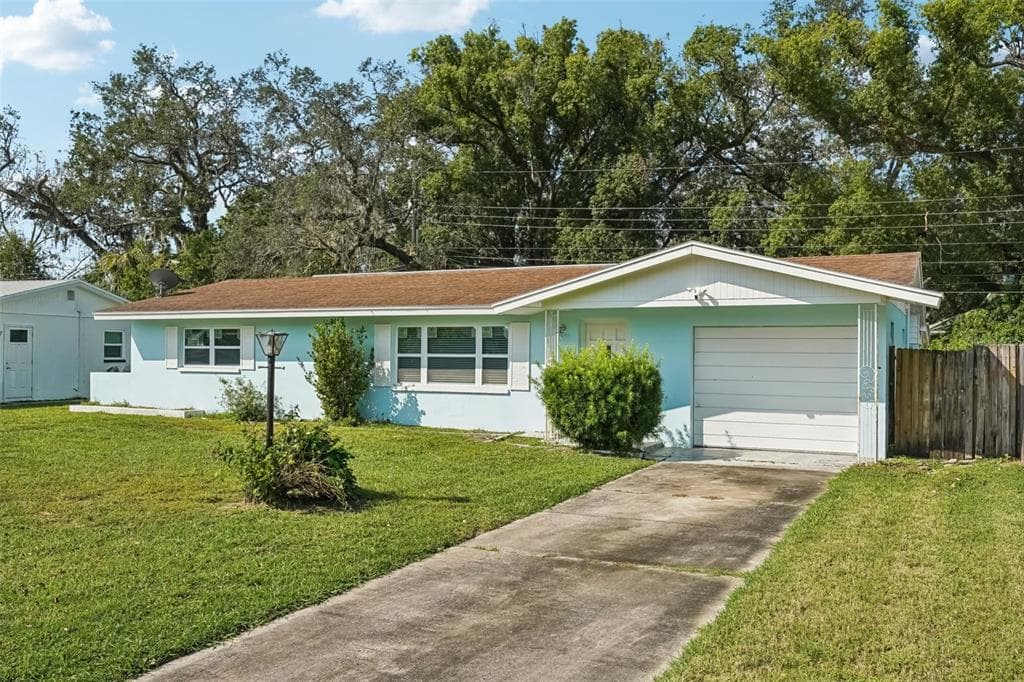 7596 117TH STREET SEMINOLE, FL 33772