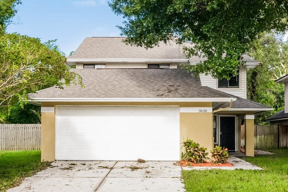 3638 OKEECHOBEE CIRCLE CASSELBERRY, FL 32707