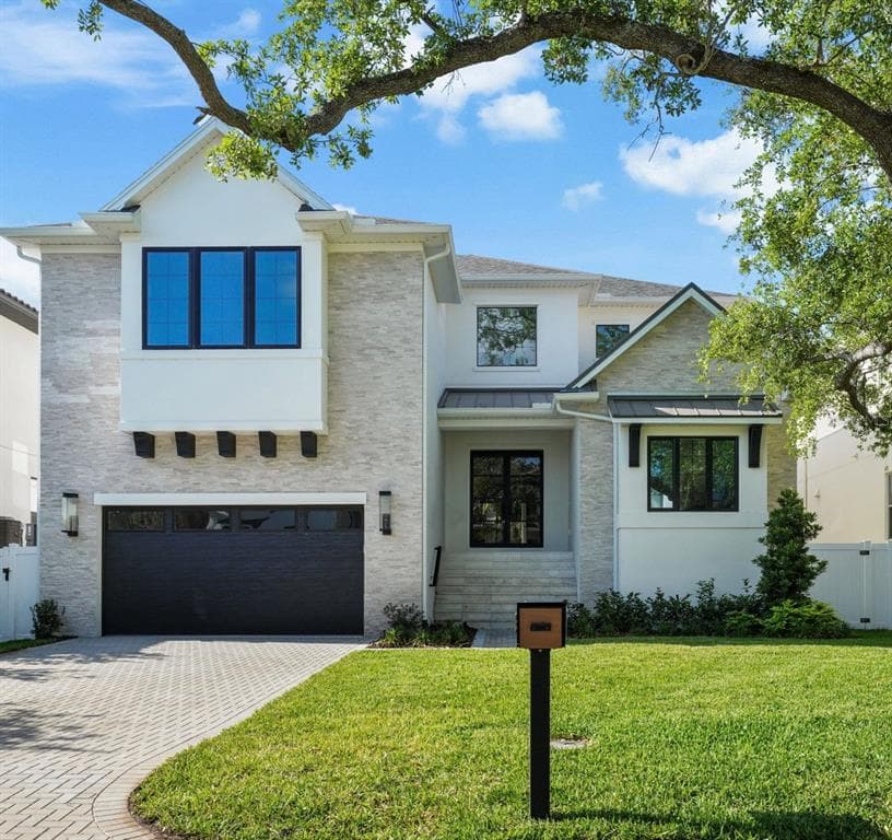 5024 W DICKENS AVENUE TAMPA, FL 33629