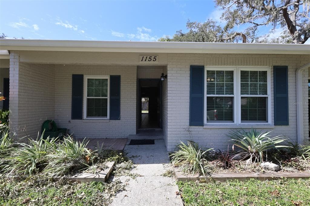 1155 THAYER STREET SAFETY HARBOR, FL 34695