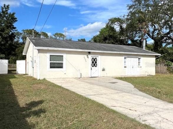 8906 NAVAJO AVENUE TAMPA, FL 33637