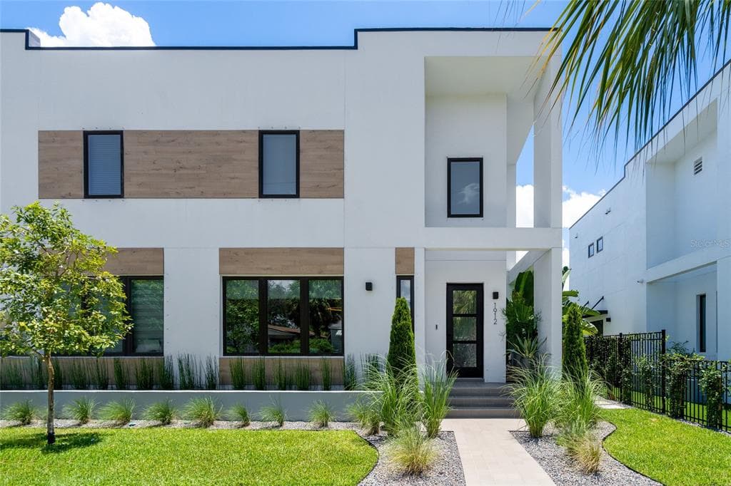 1912 W FIG STREET TAMPA, FL 33606