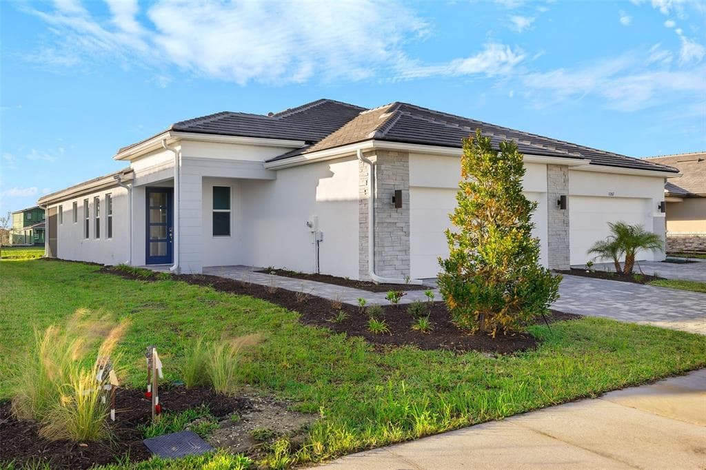 11269 BOUNDLESS TERRACE VENICE, FL 34293