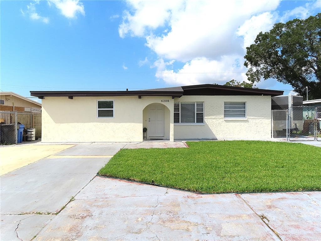 6208 N CLARK AVENUE TAMPA, FL 33614