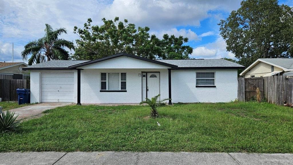 10129 VINEYARD LANE PORT RICHEY, FL 34668