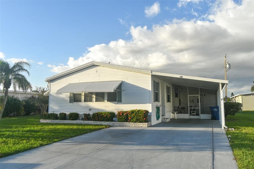 119 INDEPENDENCE AVENUE UNIT 40 PALM HARBOR, FL 34684