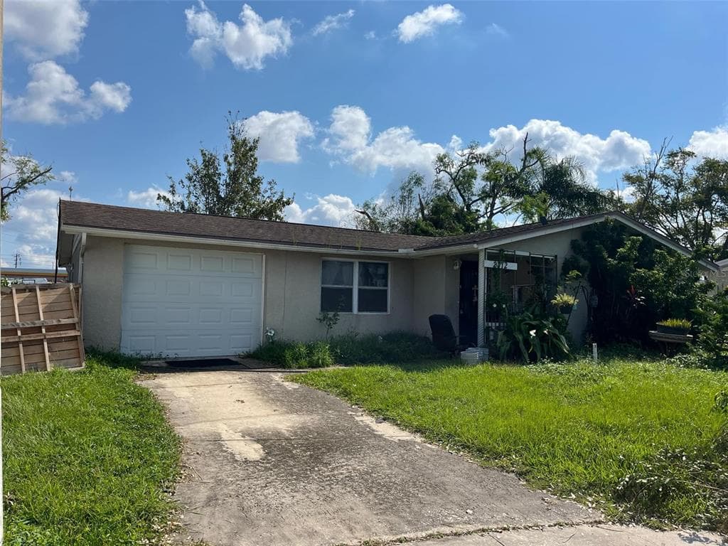 2712 APIA PLACE HOLIDAY, FL 34691