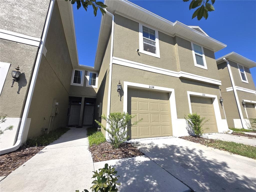 2134 LENNOX DALE LANE BRANDON, FL 33510
