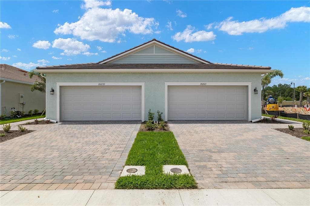20297 SYMPHONY PLACE VENICE, FL 34293
