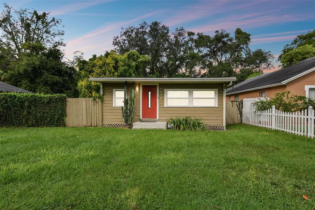 5210 VATICAN AVENUE ORLANDO, FL 32810