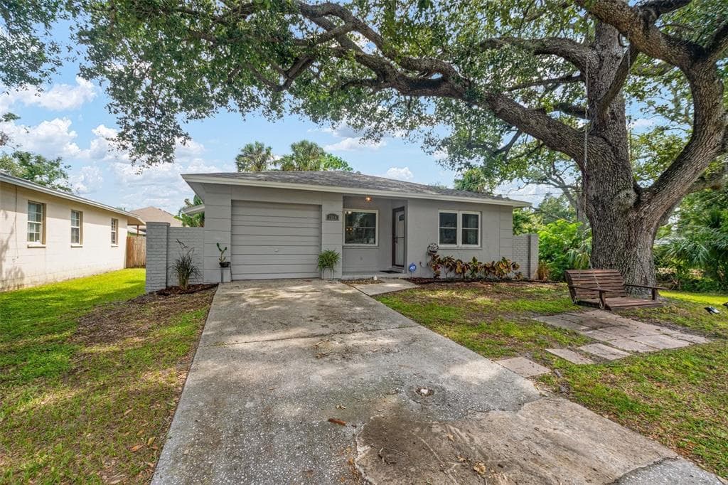 7316 S SPARKMAN STREET TAMPA, FL 33616