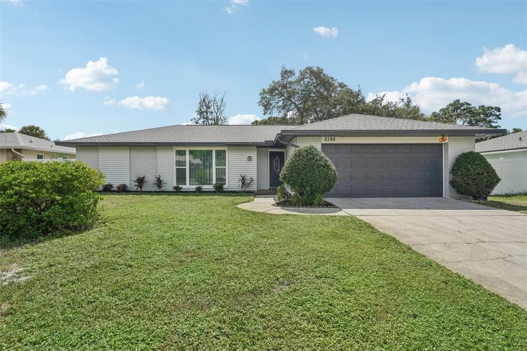 2195 SANTA PAULA DRIVE DUNEDIN, FL 34698