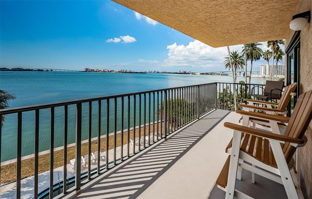 9 TURNER STREET UNIT 12 CLEARWATER, FL 33756