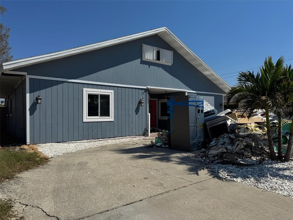 14019 W PARSLEY DRIVE MADEIRA BEACH, FL 33708