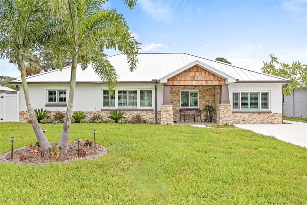 4324 S THATCHER AVENUE TAMPA, FL 33611