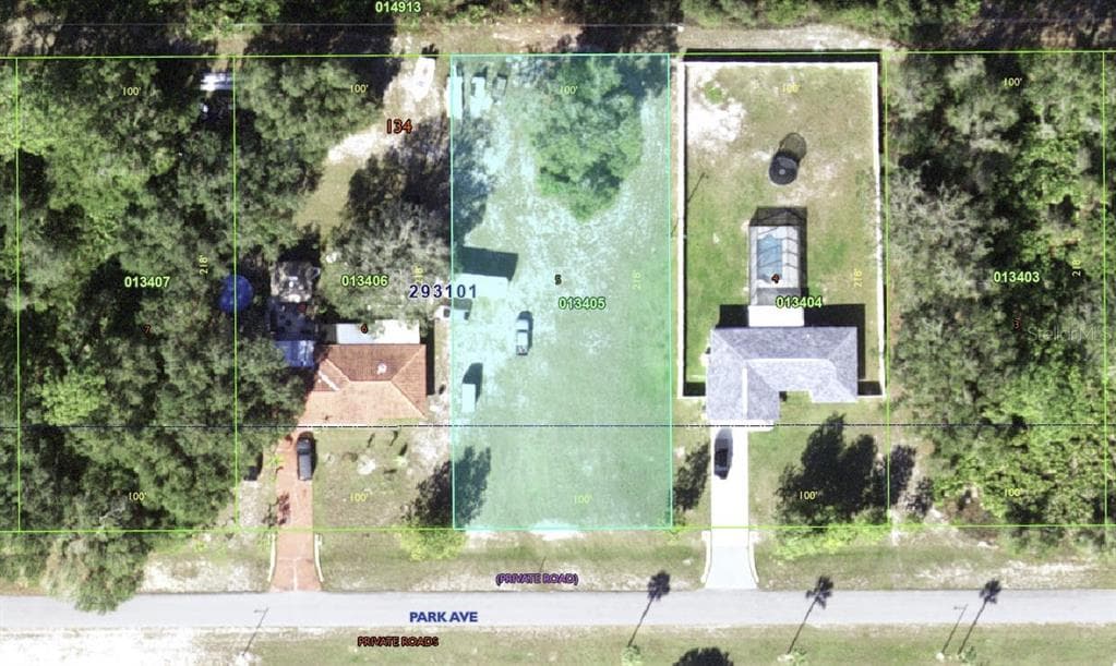 810 PARK AVENUE INDIAN LAKE ESTATES, FL 33855