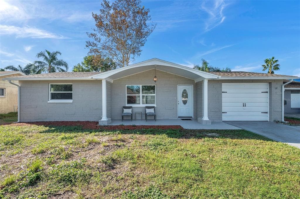 5728 DOLORES DRIVE HOLIDAY, FL 34690