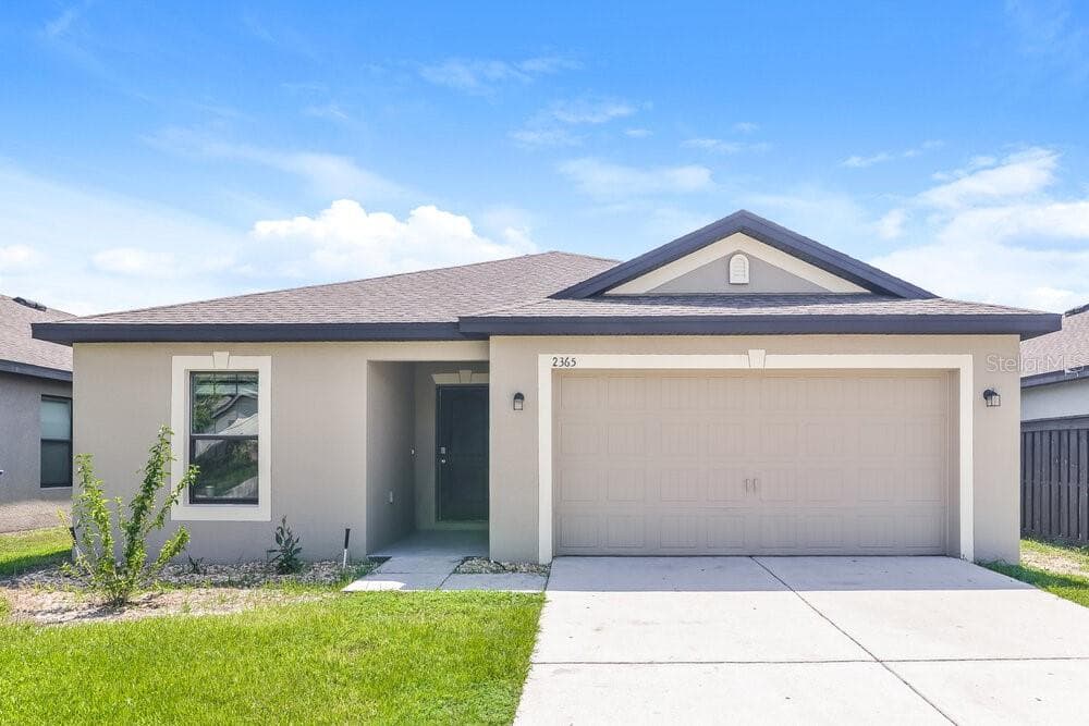2365 BRACKNELL FOREST TRAIL TAVARES, FL 32778